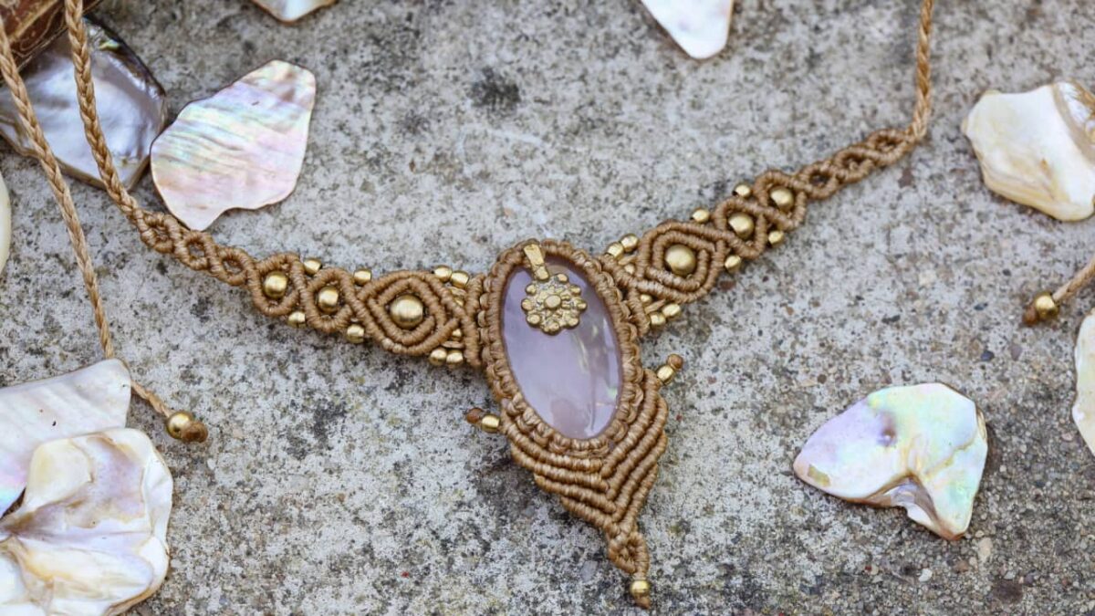 Comment créer sa marque de bijoux