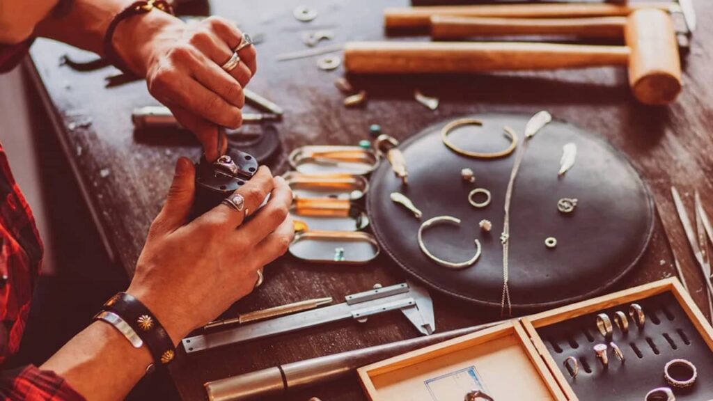 Comment Créer Sa Marque De Bijoux